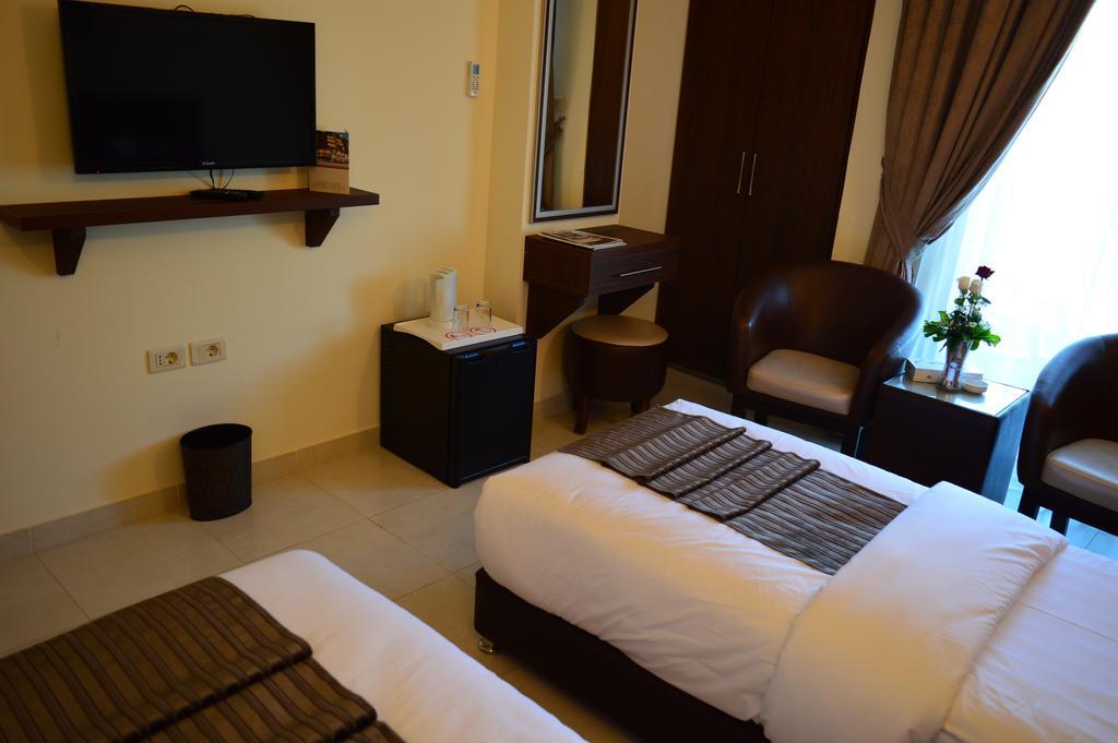 Ream Hotel Амман Номер фото