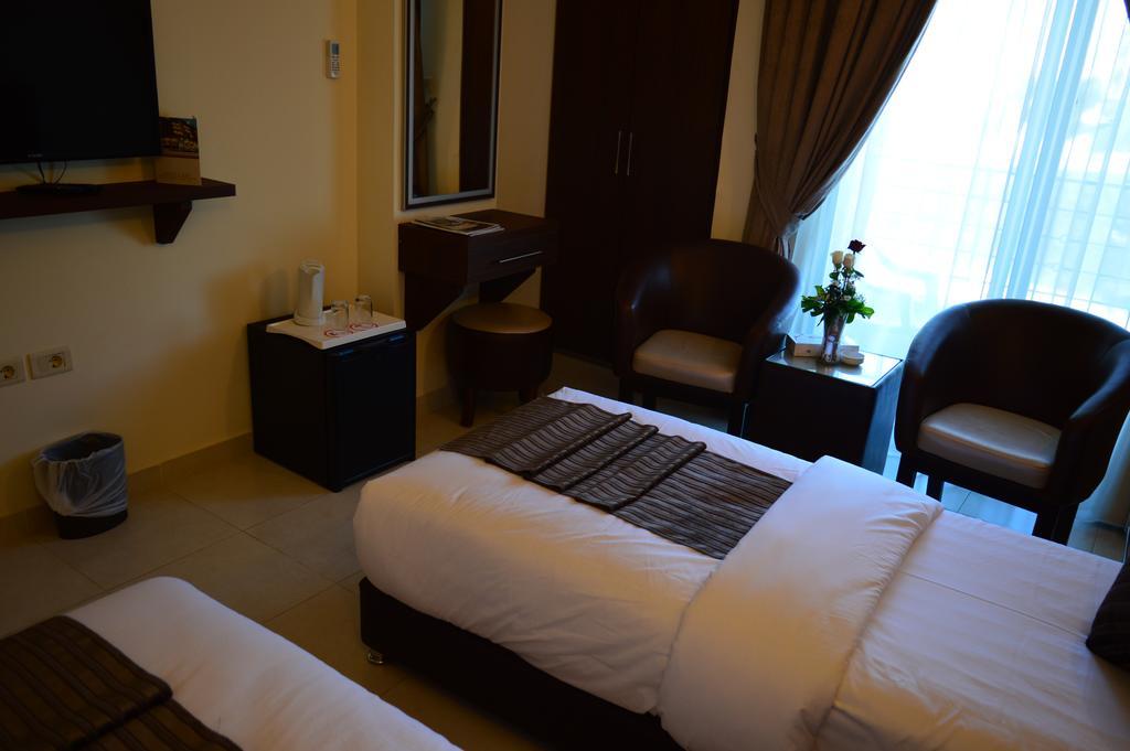 Ream Hotel Амман Номер фото